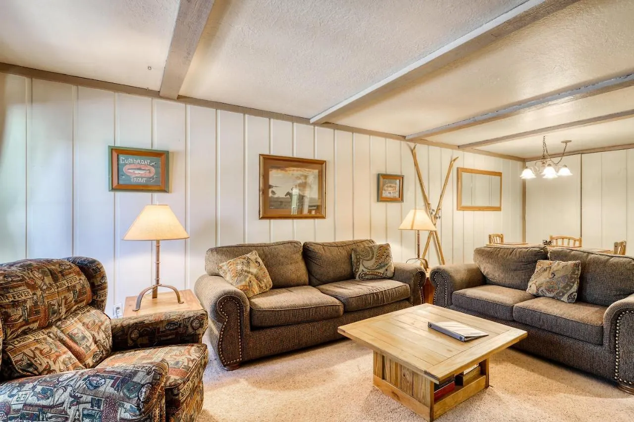 The Summit 5 Apartment Mammoth Lakes