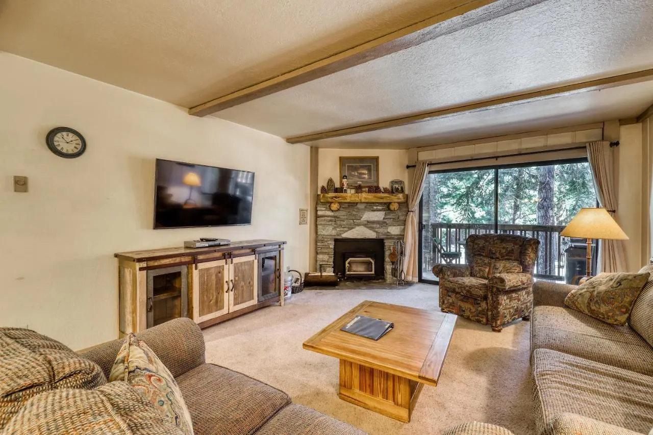 The Summit 5 Apartment Mammoth Lakes