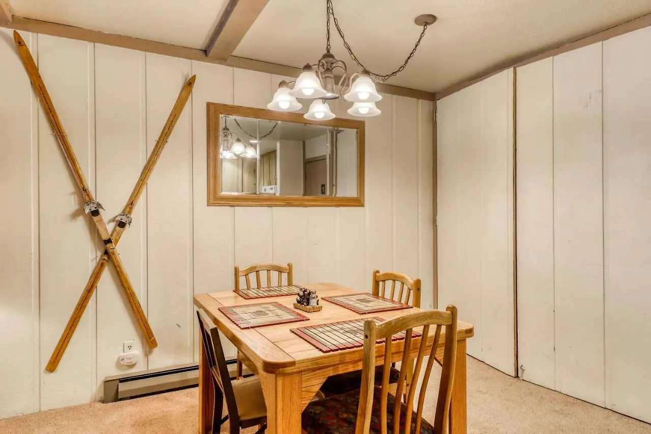 The Summit 5 Apartment Mammoth Lakes